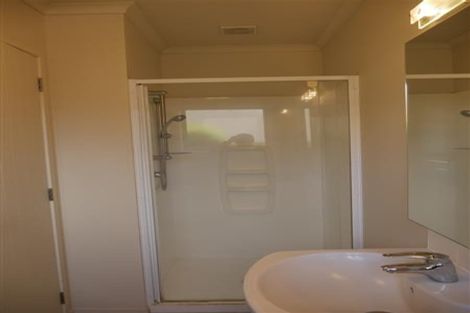 Photo of property in 13 Tieke Place, Horahora, Whangarei, 0110