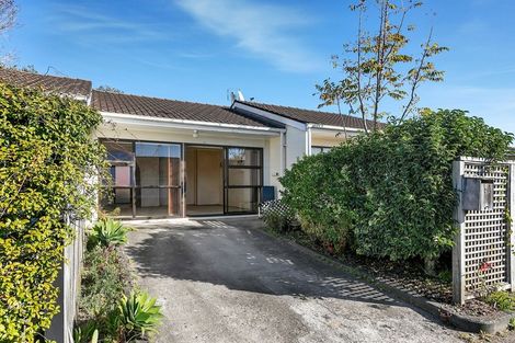 Photo of property in 21/85 Edmonton Road, Henderson, Auckland, 0612