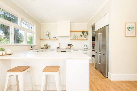 Photo of property in 7 Hackthorne Road, Cashmere, Christchurch, 8022