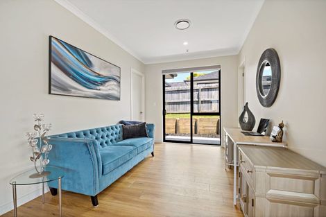 Photo of property in 18 Laurelwood Avenue, Pukekohe, 2120