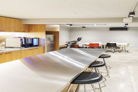 Photo of property in 33 Sale Street, Cockle Bay, Auckland, 2014