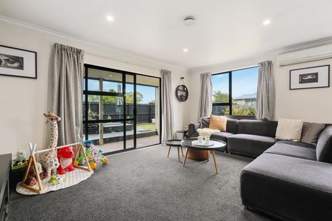 Photo of property in 124d Saint Johns Street, Bromley, Christchurch, 8062