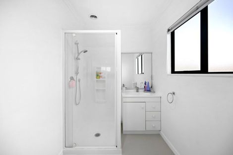 Photo of property in 21 Nielsen Gardens, Rototuna, Hamilton, 3210