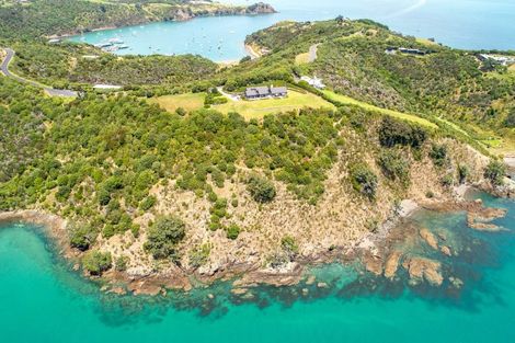 Photo of property in 155 Delamore Drive, Oneroa, Waiheke Island, 1081