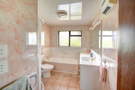 Photo of property in 11 Maple Grove, Mosgiel, 9024