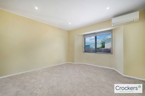 Photo of property in 1/22 Fruitvale Road, New Lynn, Auckland, 0600