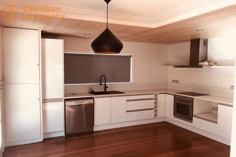 Photo of property in 2/26 Tonar Street, Northcote, Auckland, 0627