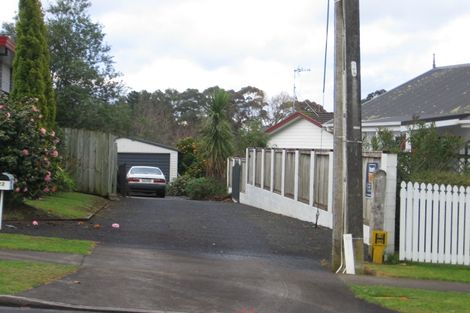 Photo of property in 22 Dixon Road, Fitzroy, Hamilton, 3206