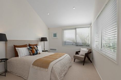 Photo of property in 117 Main Road, Redcliffs, Christchurch, 8081
