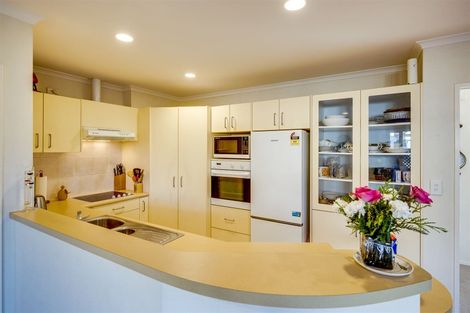 Photo of property in 75 Kensington Drive, Taradale, Napier, 4112