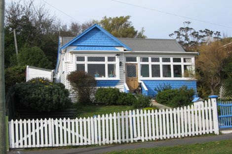 Photo of property in 9 Harrington Street, Port Chalmers, 9023