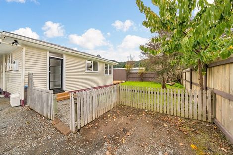 Photo of property in 3a Hector Grove, Trentham, Upper Hutt, 5018