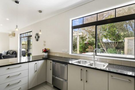 Photo of property in 29 Laurel Oak Drive, Schnapper Rock, Auckland, 0632