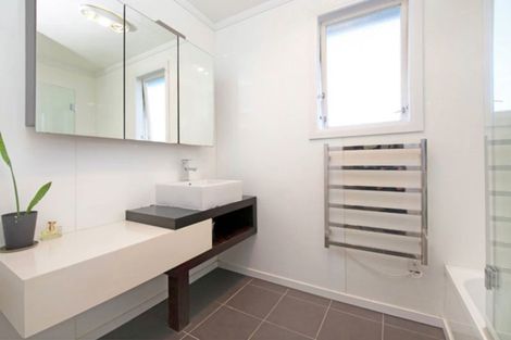 Photo of property in 7 Wanaka Place, Pakuranga Heights, Auckland, 2010