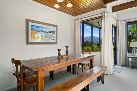 Photo of property in 12 Mulberry Lane, Wanaka, 9305