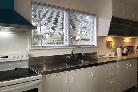 Photo of property in 20 Karaka Street, New Lynn, Auckland, 0600