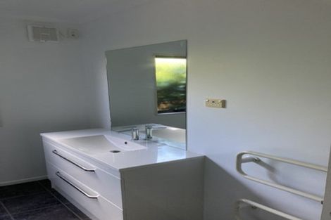 Photo of property in 11 Chatswood Place, Rototuna, Hamilton, 3210