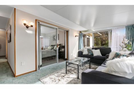 Photo of property in 18 Carina Crescent, Torbay, Auckland, 0630