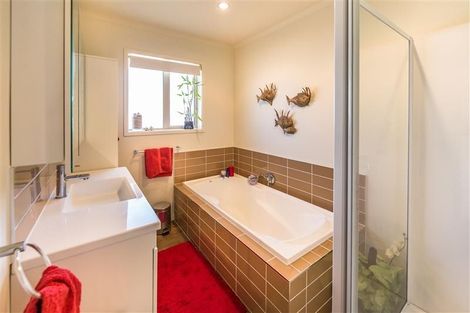 Photo of property in 8 Venerable Terrace, Yaldhurst, Christchurch, 8042