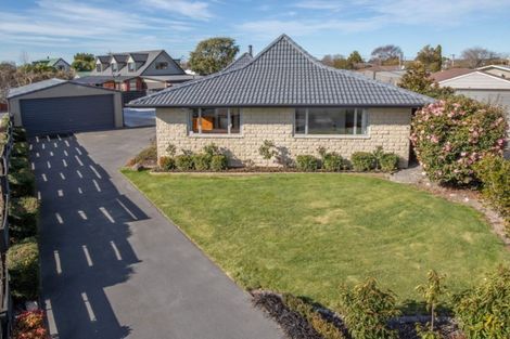 Photo of property in 11 Goya Place, Bishopdale, Christchurch, 8051