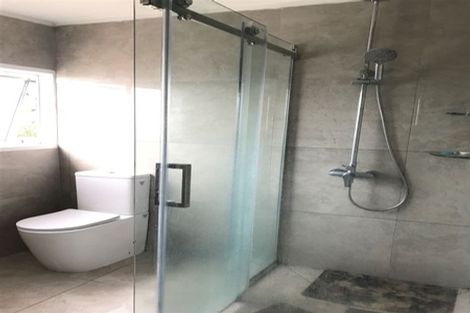 Photo of property in 1/2 Aotea Road, Glen Eden, Auckland, 0602