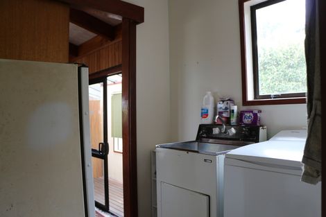 Photo of property in 47 Stratford Drive, Cable Bay, 0420