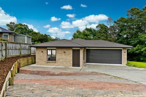 Photo of property in 84 Tiriwa Drive, Massey, Auckland, 0614