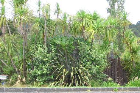 Photo of property in 1/30 Park Road, Glenfield, Auckland, 0629