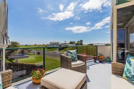 Photo of property in 8 Te Taiawatea Drive, Ohope, 3121