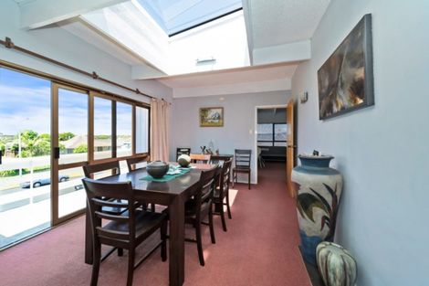 Photo of property in 20 Tiverton Crescent, Whalers Gate, New Plymouth, 4310