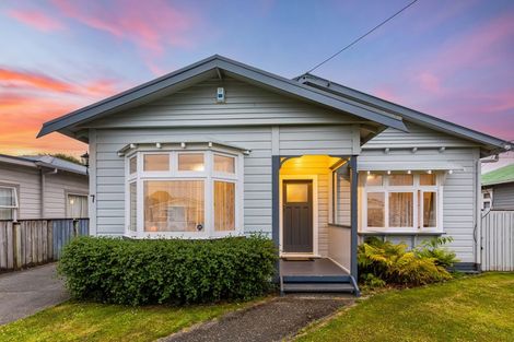 Photo of property in 7 North Street, Petone, Lower Hutt, 5012
