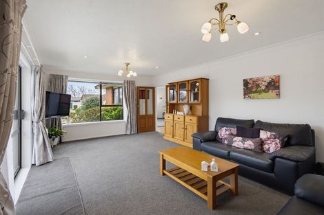 Photo of property in 69 Sarabande Avenue, Redwood, Christchurch, 8051