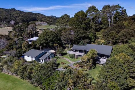 Photo of property in 1900 Tiki Sh25 Road, Preece Point, Coromandel, 3506