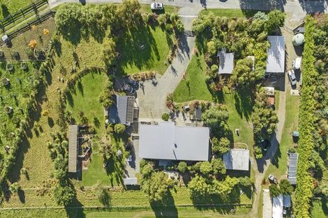 Photo of property in 27 Loburn Whiterock Road, Loburn, Rangiora, 7472