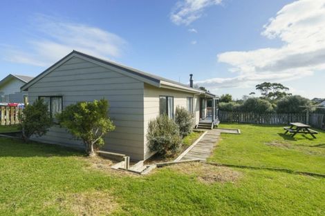 Photo of property in 30 Pitoitoi Street, Otaihanga, Paraparaumu, 5036