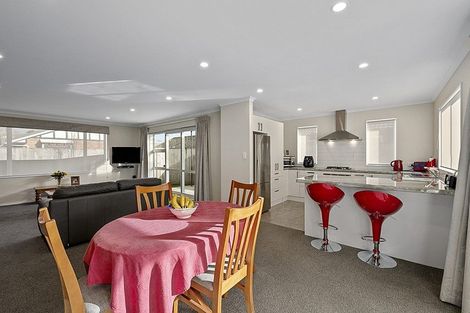 Photo of property in 84a Seddon Street, Wallaceville, Upper Hutt, 5018