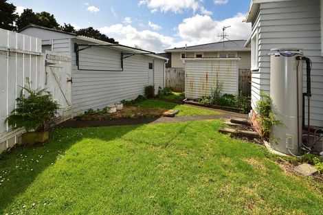 Photo of property in 4 Woodford Avenue, Henderson, Auckland, 0610