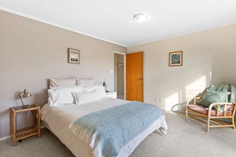 Photo of property in 116 Winara Avenue, Waikanae, 5036