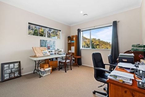 Photo of property in 127 Whangaparaoa Road, Red Beach, 0932