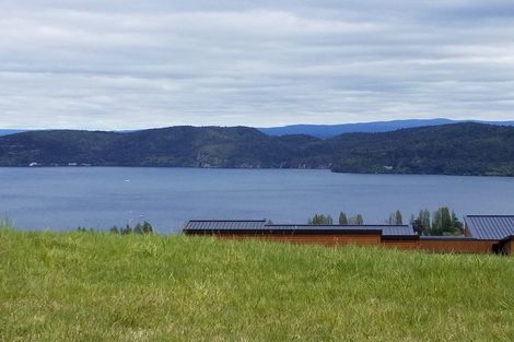 Photo of property in 19 Locheagles Rise, Kinloch, Taupo, 3377