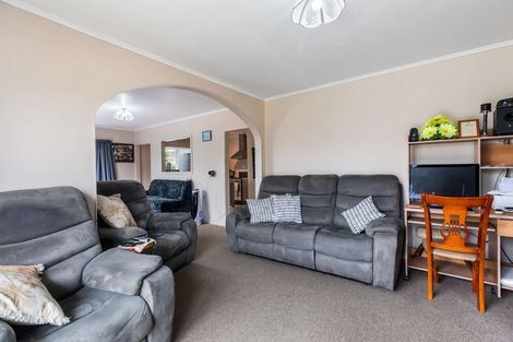 Photo of property in 2/420 Great South Road, Opaheke, Papakura, 2113