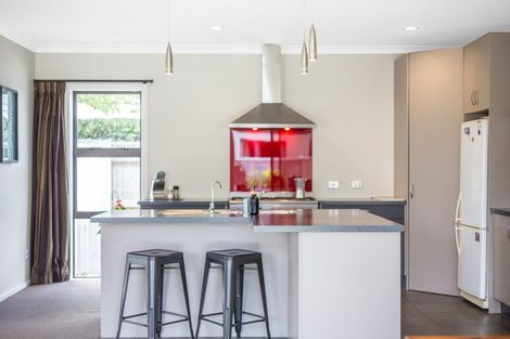 Photo of property in 102 Te Puia Drive, Aotea, Porirua, 5024