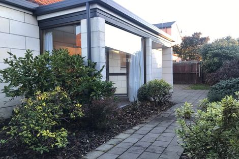 Photo of property in 6/4 Broadbent Street, Riccarton, Christchurch, 8041