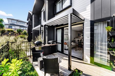 Photo of property in 2c Nerita Place, Long Bay, Auckland, 0630