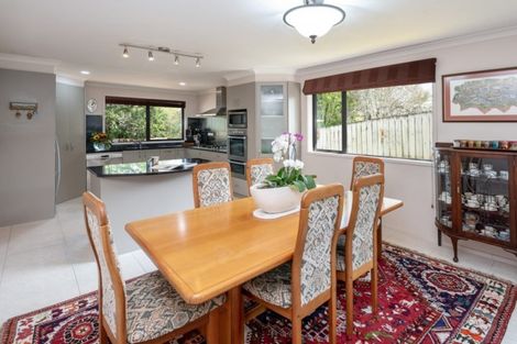 Photo of property in 29a Advene Road, Cockle Bay, Auckland, 2014