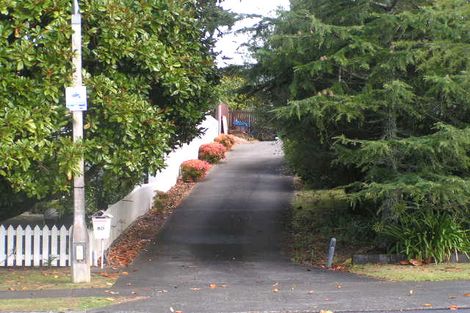 Photo of property in 80 Becroft Drive, Forrest Hill, Auckland, 0620