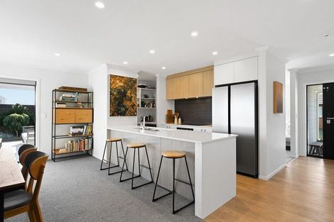 Photo of property in 18a Rose Leigh Drive, Cambridge, 3434