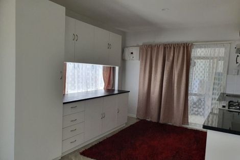 Photo of property in 15 Ashley Avenue, Mangere East, Auckland, 2024