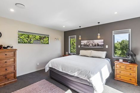 Photo of property in 46 Huia Street, Waikanae, 5036