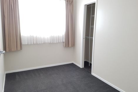 Photo of property in 129 Riverpark Crescent, Henderson, Auckland, 0610